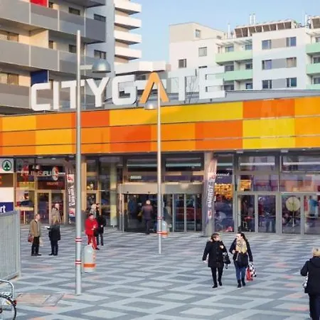 Rove At Citygate - Exclusive Apartment Above City Gate Shopping Center, Vienna With Metro Access Exterior photo