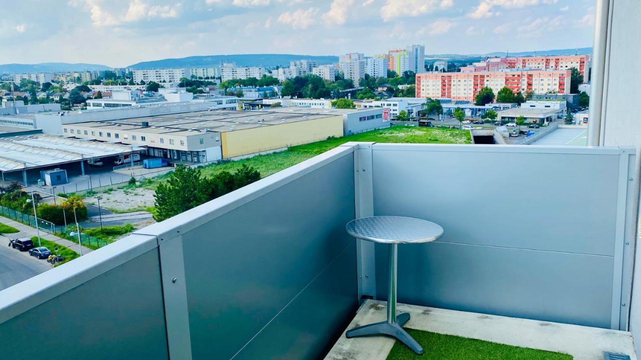 Apartment Rove At Citygate - Exclusive Above Gate Shopping Center, With Metro Access