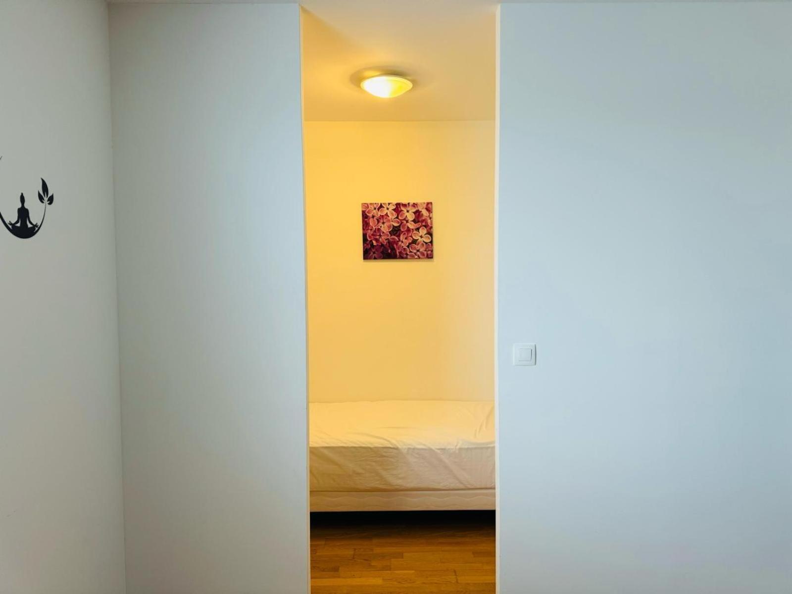 Apartment Rove At Citygate - Exclusive Above Gate Shopping Center, With Metro Access *